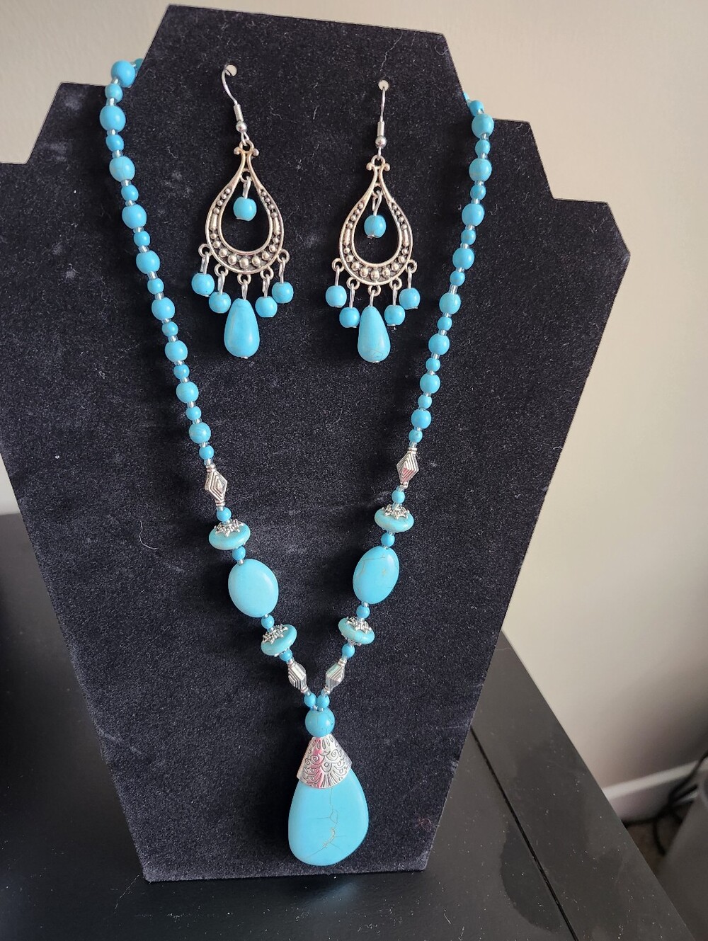 Turquoise Beaded Drop Necklace & Earrings Set - Women's Jewelry